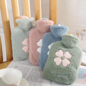 500ml/1000ml Hot Water Bottle with Cover Warm Water Bag with Soft Premium Faux Fur Cover 2-in-1 Water Bag for Cold & Hot Compress Mini Hot-Water Bag