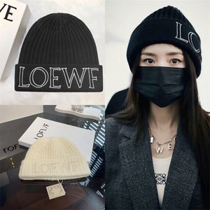 Knitted Hat Designer Beanie Cap Women Ladies Warm Winter Beanie Unisex Cashmere Letters Casual Outdoor fitted Hats