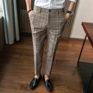 Herrbyxor koreanska män klänning mode pläd strip casual smal passion pantalon klassisk retro kostym pant bröllop299c