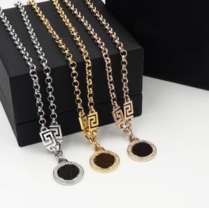 Female Designed Brass Thick Chain Necklace Bracelet Sets Greece Pattern Banshee Medusa Portrait Hiphop Punk Birthday Festive Party Gifts Designer Jewelry HMS6 --005