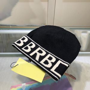 berretto di design ricamo artico lavorato a maglia squisito cappello di lusso tendenza autunno inverno lana Eleganza temperamento versatile Regalo caldo ed elastico casual