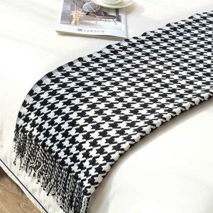 S Nordic Style Houndstooth Sofa Knitle Homestay Room Flag Flag Bed Tail Ręcznik