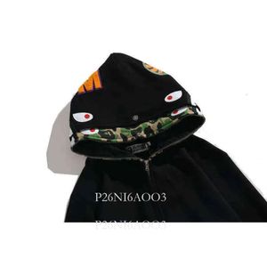 Herrtröjor tröjor varumärke Chao Shark Head Double Hat Camouflage Cardigan and Women's Uniform High Quality Hoodie Coat