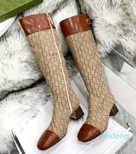 Designer-Stiefel, kniehohe Stiefel, spitze Oberschenkel, hohe Stiefel, Buchstaben, gedehnte Ledersohlen, geeignet für Damen-Luxus-Designer-High-Heels-Fabrik