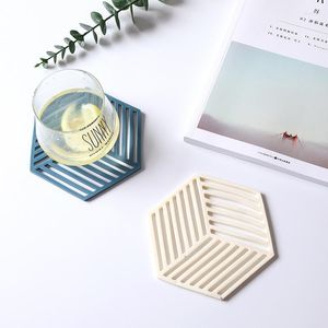 Bord mattor 2st Nordic PVC Hexagon Solid Colors Placemat Cup Mat Non-Slip Isolation Pad Home Decoration Kitchen Tool For Pot Plate Bowl