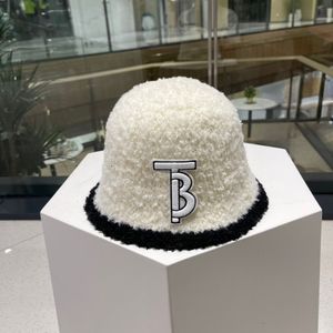 Luxury beanies designer winter bonnet men and women Fashion letters design knit hats fall woolen cap Geometric unisex warm bucket hat