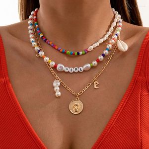 Catene Collana Semplice Per Le Donne Con Perline Di Riso Multicolore Conchiglia Intrecciata Retro Imitazione Perla Cucitura Lettera Commercio All'ingrosso