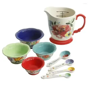 Tazze Misurino in ceramica Set Modelli multipli Regali personalizzati personalizzati Tazza anime in plastica con coperchio e cannuccia Caffè ghiacciato C