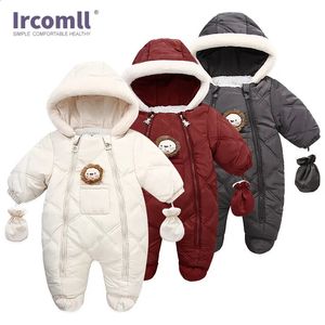 Rompers Ircomll Yüksek Kaliteli Bebek Kış Giyim Snow Ceket Sıcak Yün Hoodie Karikatür Lion Bodysuit Toddler 231109