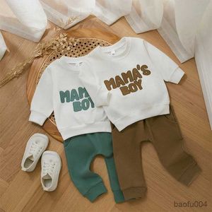 衣類セット秋の男の子の服子供子供ファッションレター刺繍長袖トップパンツ服