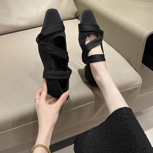 Sandals Designer Flats Shoes Casual 2023 Women Square Toe Summer Walking Ballet Dance Sport Loafers Running