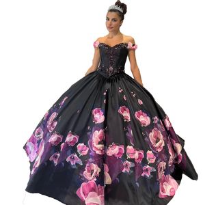 Abito Quinceanera nero rosa 2024 serigrafato floreale Charro messicano mela cotogna dolce 15/16 abito da festa di compleanno per quindicesima ragazza dramma inverno formale ballo di fine anno fiori 3D