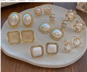 Koreanisches Design, eleganter Ohrstecker, künstliche Perle, große runde Ohrclips mit Silbernadel, nicht durchbohrte Barockperlen-Ohrclips für Frauen, Schmuck im Großhandel