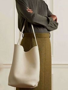 La borsa per borse per borse di designer di righe faceva in pelle una spalla portatile ad alta capacità lychee a moxpucco di vacco da pendolarismo da donna
