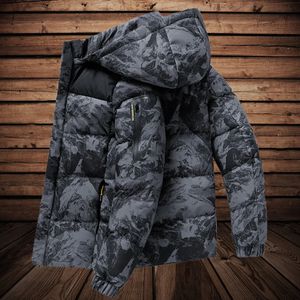 Męskie Parkas Grey Camuflage Puffer Kurtka Mężczyzn Parka Kurtki Zimowe Outdoor Sport Sport Windbreaker Płaszcze z ciepłem z maską, zagęszczony płaszcz 231109