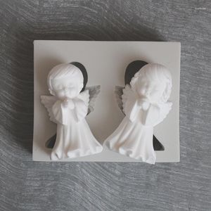ベーキング型3D祈りの天使の女の子シリコンフォンダン型DIYエポキシー陶芸石膏チョコレートケーキ装飾樹脂キッチンツール