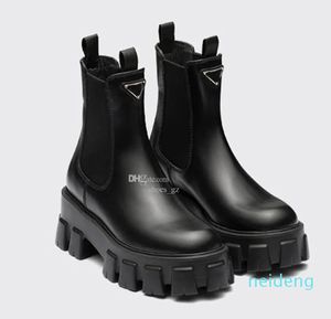 Yeni Monolit Polonya Deri Ayak Bileği Chelsea Boots Platform Platform Slip-On Yuvarlak Toe Blok Topuklu Düz Pot Yapı Kadınlar İçin Lüks Tasarımcı Fabrika Ayakkabı