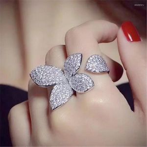 Wedding Rings Iced Out Bling Fashion Women Micro Pave 5A Cz Big Flower Open Adjusted Finger Ring 2024 Spring Jewelry