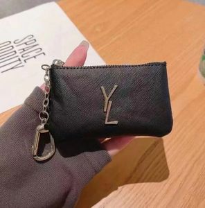 New style Unisex Womens Men Designer Keychain Key Bag Fashion Leather Purse Keyrings Brand Coin Pouch Mini Wallets Coin Credit Card Holde