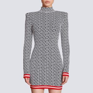 New Personality Top Quality Women's Sexy Tight-fitting Hip Dress Knitting Geometric Pattern Knitted Jacquard Long-Sleeved Bodycon Dresses Zipper