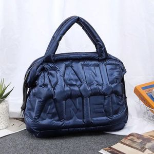 Sacos de noite Inverno Grande Down Bag Espaço Algodão Bolsas De Luxo Mulheres Designer Senhoras Messenger Bag Mujer Bolsos Sac A Main Femme 231108