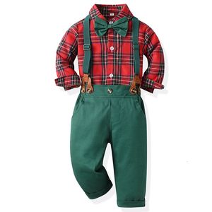 Set di abbigliamento Set da ragazzo Natale per bambini Abito da uomo a maniche lunghe Camicia scozzese Autunno Inverno Pantaloni con cinturino verde Abiti da boutique per bambini 231108