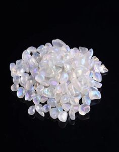 1 påse 50 g100 g vinkel aura Moon Quartz Stone Crystal Tumbled Stone Oregelbunden storlek 79 mm1816528