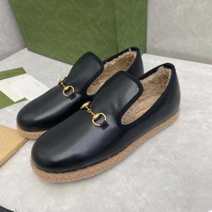 Moda popolare piatta Donna Inverno Designer casual da donna Stivali da neve lunghi comodi e caldi in peluche Scarpe sportive da esterno corte antiscivolo Campus