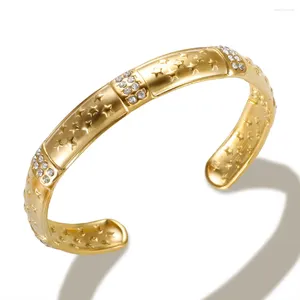 Bracciale JINHUI Bracciale aperto color oro a forma di C di lusso Zircone intarsiato Stella a cinque punte Gioielli da donna di moda in acciaio inossidabile