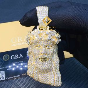 Ciondolo Hip Hop gioielli uomo splendente ghiacciato Ciondolo Gesù in argento 925 placcato oro giallo Vvs1 Ciondolo Gesù con diamante Moissanite pera