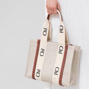 2023 Nya designerväskor Tote Handväska axelväska Cross Body Bag Högkvalitativ Kvinnor Shoppingväska stor kapacitet Handväskor Canvas Totes Travel Bag Fashion Handväska