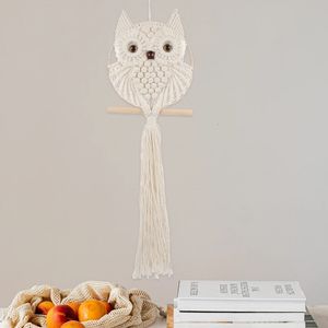 Juldekorationer Owl Tapestry Hand-Woven Owl Dream Catcher Wall Hanging Handmade Macrame Wove för Kontorsrum Heminredning Bohemian 231109