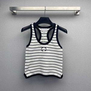 Luxury designer's new men's women's short sleeved sportswear set Shirt Classic Stripe Knitted for 2023 Summer New Fit and Slim Bottom Short Tank Top