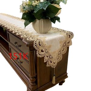 Table Runner European Restaurant Table Lace Embroidery Tea Table Flag Fabric TV Cabinet Fabric Dust Cover Bedclothes Home Textile Decoration 230408