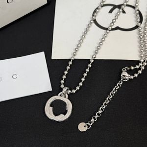 925 silverpläterad gåva halsband designer märke smycken tillbehör modestil kvinnor älskar halsband hög kvalitet rostfritt stål brev hänge halsband