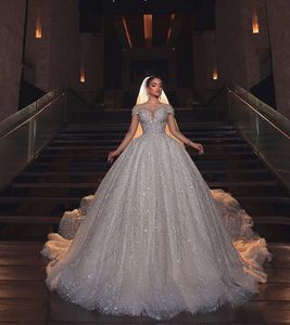 Luxury Ball Gown Wedding Dresses Cape Sleeves V Neck Sequins Appliques Ruffles Bridal Gowns Diamonds Beaded Formal Dress Plus Size Custom Made Vestido de novia