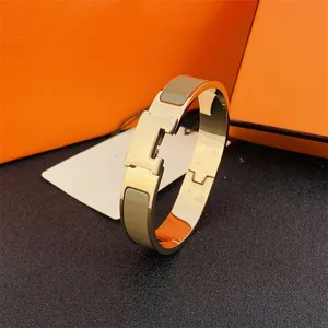 Bracciali firmati Braccialetto per uomo Donna Polsino Polsino Catena Lettera Gioielli Cristallo di lusso Nastro d'oro placcato Acciaio inossidabile Amanti di nozze Bracciale regalo Taglia 19