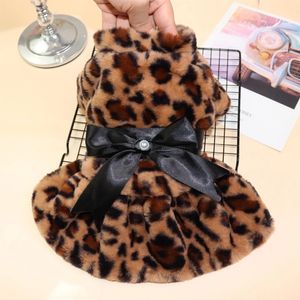 Dog Apparel Winter pet clothing plush coat leopard print dress suitable for small dogs cats jackets fluffy artificial bows skiing bulldogs puppies 231109