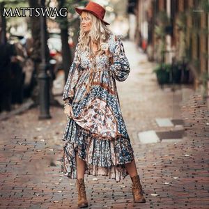 Casual Dresses Floral Print Womens Dress Long Flower Party Vintage Patchwork Bohemian Women Clothing Oregelbundet Spring Elegant Robe