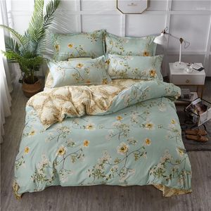 Sängkläder sätter polyester guld pastoral blommor täcker täcke set dubbel tryck jacquard lyx täcke plåt kuddväskor