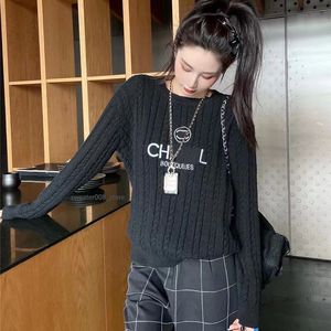 paris Designer Long Sweater women sweaters Embroidery sweater Knitted classic Knitwear Autumn winter keep warm jumpers design pullover CHANNEL Knit