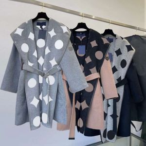 Kadın yün ceket tasarımcısı ceket kış moda klasik harfler yazdırın lüks marka katlar açık sıradan dış giyim dantel up uzun kollu kapüşonlu paltolar