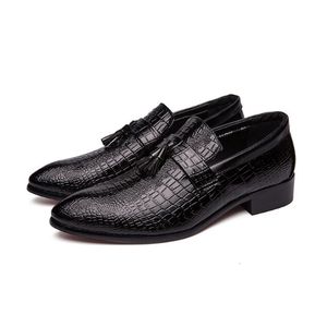 Boys Shoes Authentic Real Skin Pointed Toe Designer Men Dress Shoes Genuine Leather Office Male Formal Boots loafers