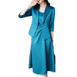 Arbetsklänningar av hög kvalitet 2023 Spring Summer Half Sleeve Business Suits With Dress and Jackets Coat for Ladies Office Wear Blazers Set