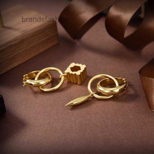 2022 Designer Irregular Gold for Women Hoop Earring S Designers Letter Pendant Stud Earrings D2202152Z