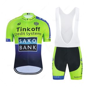 Radtrikot-Sets Maillot Saxo Bank Tinkoff Team Radtrikot-Set Sommerkleidung Rennrad-Shirts Anzug Fahrrad Trägerhose Tragen Ropa 231109