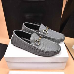 Designer de sapatos de luxo homens sapatos novos homens cinza couro brogue mocassins python pele de cobra sapatos de couro preto marrom com caixa original