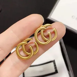 Brincos de luxo para mulher Brinco de argola de ouro designer para senhora mulheres Orrous meninas Ear Studs conjunto de joias de designer dia dos namorados noivado com caixa de presentes