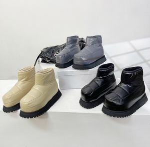 Designer stövlar kvinnor tabi boot vinter ull päls snö halv knä margiela stövlar lyxiga snöstövlar