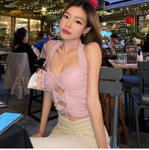 Women's Tanks Women' Clothing Sexy Cut-out Open Back Bright Silk Halter Top 2023 Summer Self Cultivation Spicy Girl Temperament Pink